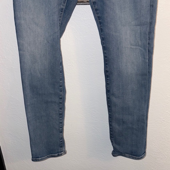 Hugo Boss Classic Blue Jeans - Picture 4 of 9